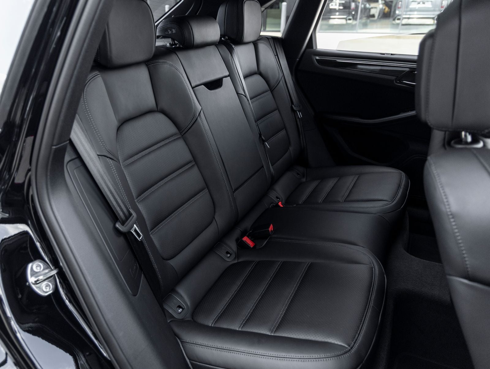 2026 Porsche Macan Macan S