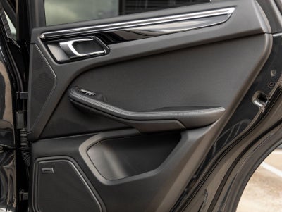 2024 Porsche Macan Macan S