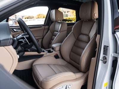 2026 Porsche Macan Macan S