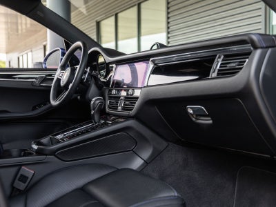 2026 Porsche Macan Macan S