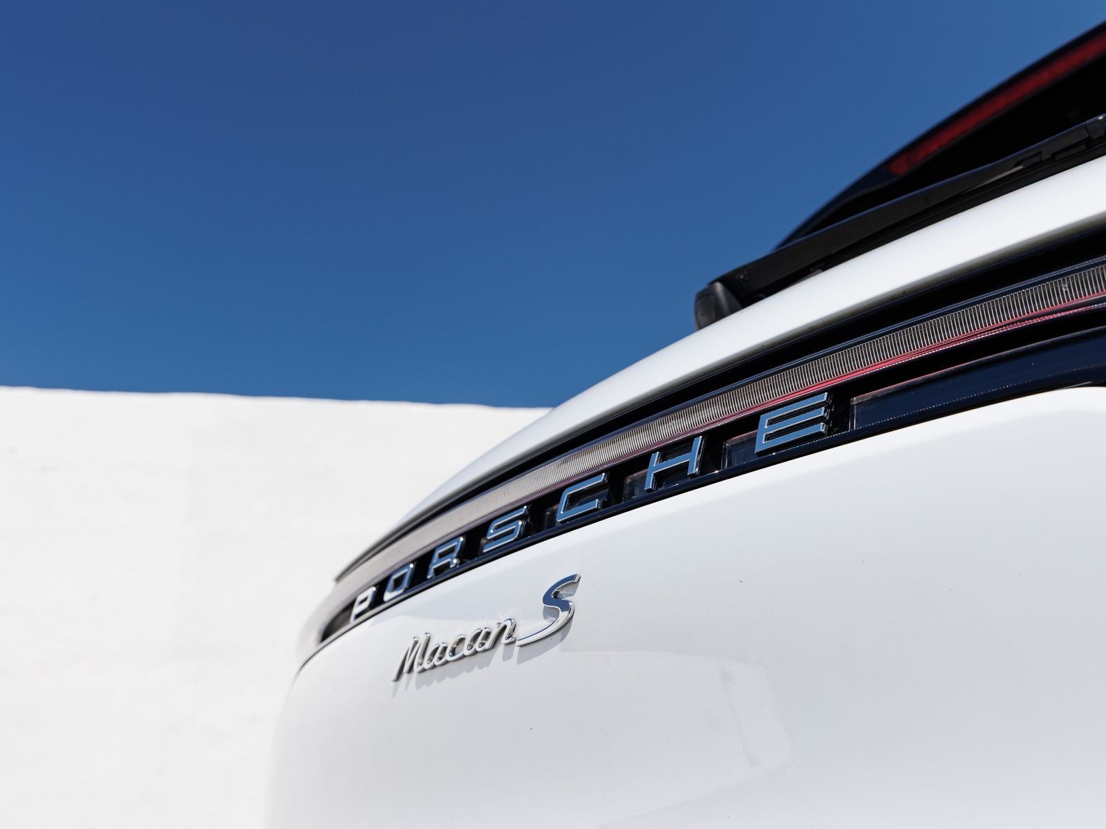 2022 Porsche Macan S