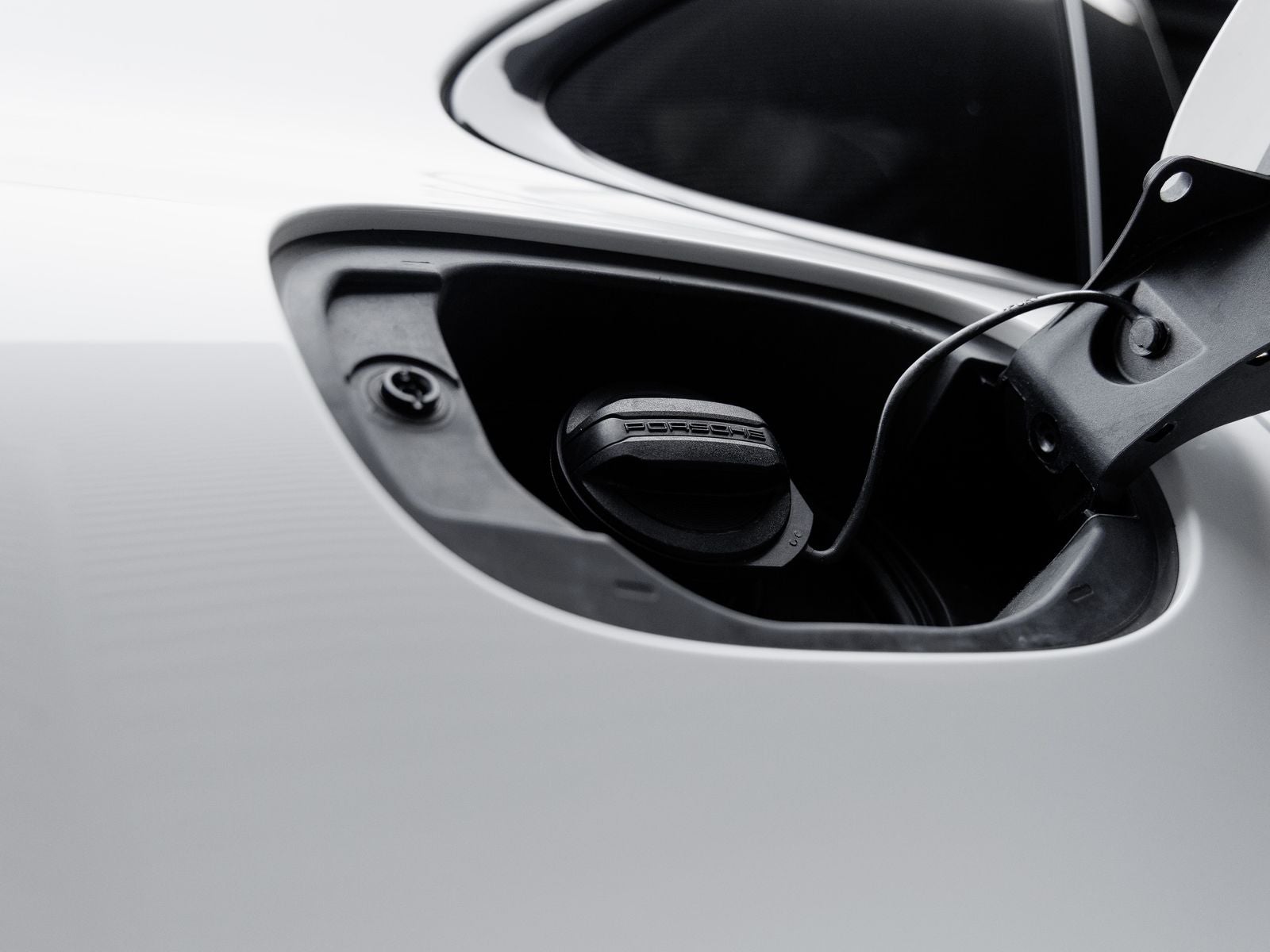 2022 Porsche Macan S