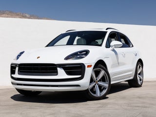 2022 Porsche Macan S