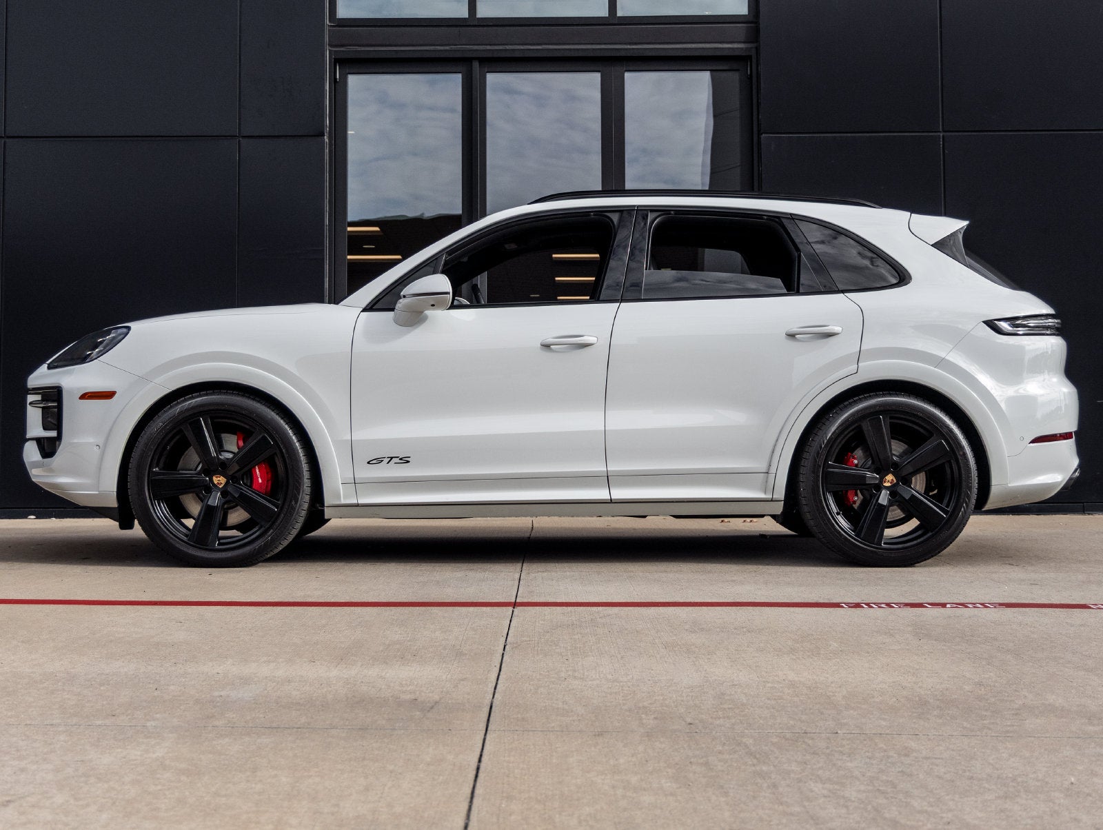2025 Porsche Cayenne Cayenne GTS