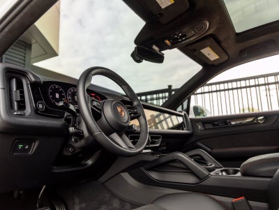 2025 Porsche Cayenne Cayenne GTS