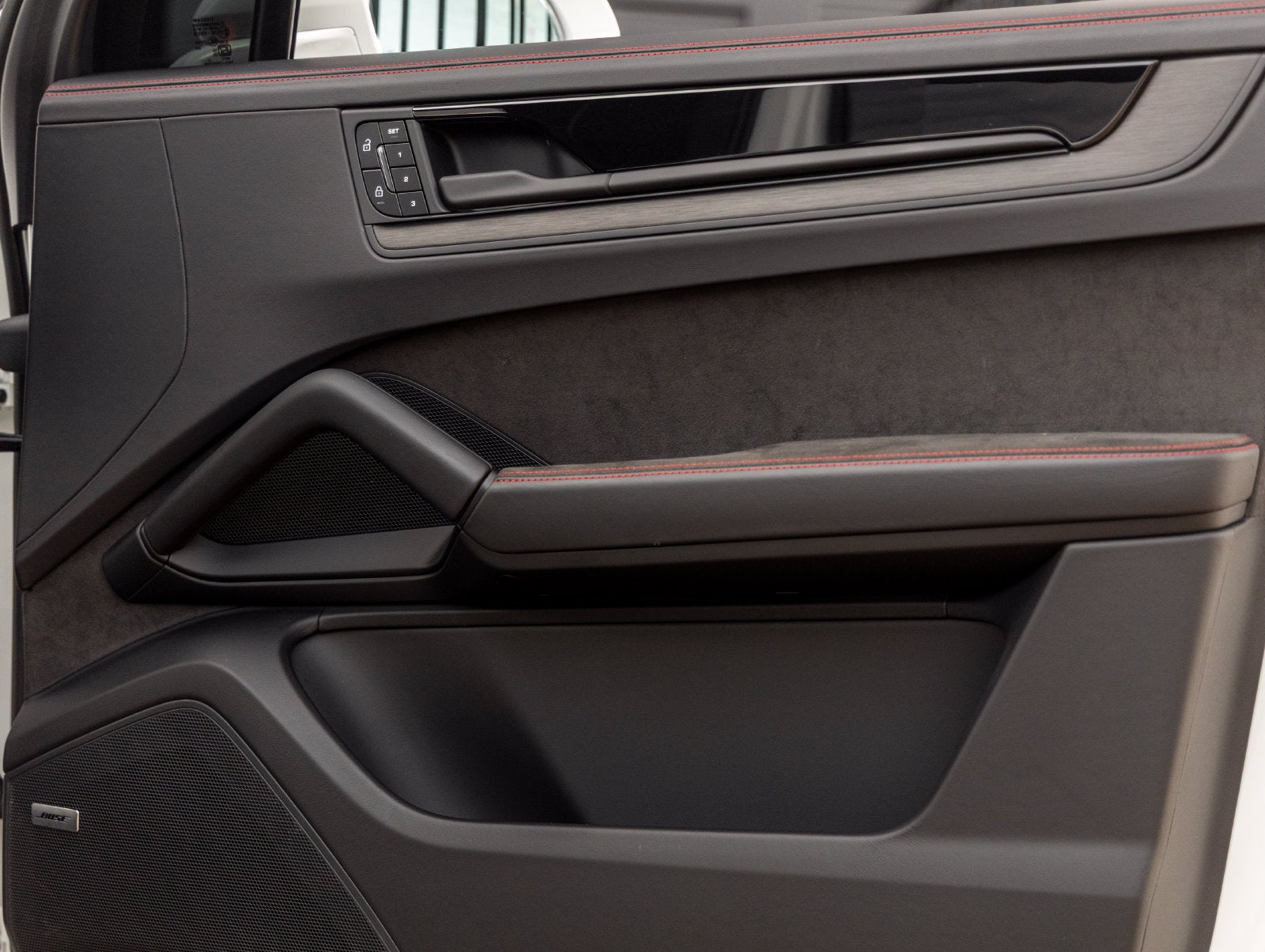 2025 Porsche Cayenne Cayenne GTS