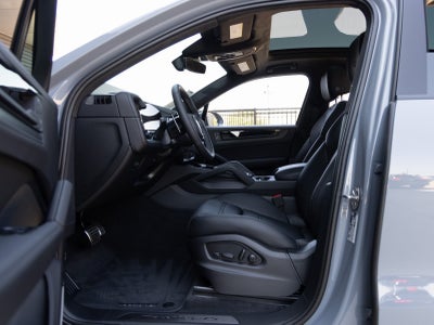 2026 Porsche Cayenne Cayenne GTS