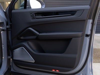 2026 Porsche Cayenne Cayenne GTS