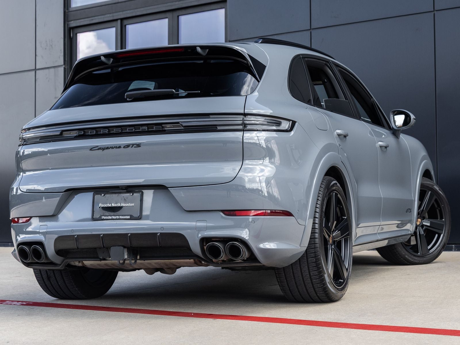 2026 Porsche Cayenne Cayenne GTS