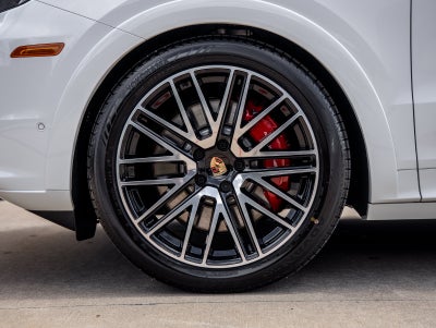 2026 Porsche Cayenne Cayenne GTS