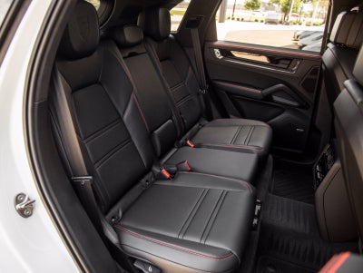 2026 Porsche Cayenne Cayenne GTS