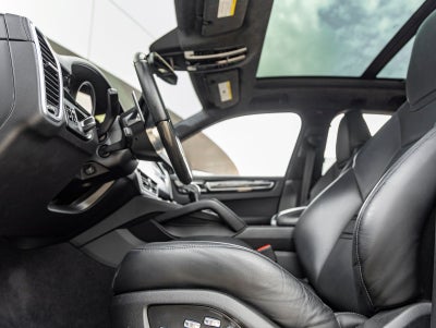 2021 Porsche Cayenne GTS