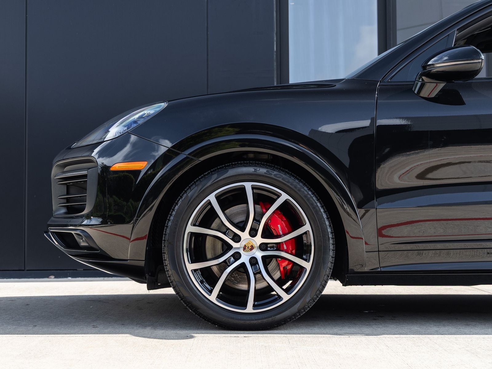 2023 Porsche Cayenne Cayenne GTS (MY23)