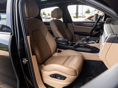 2023 Porsche Cayenne Cayenne GTS (MY23)