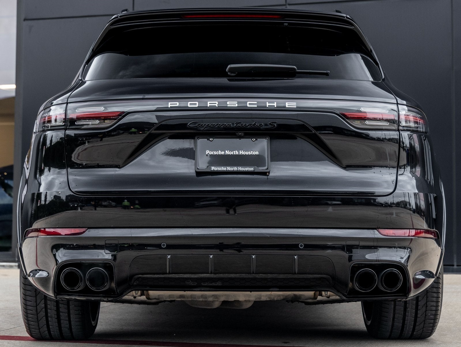 2022 Porsche Cayenne E-Hybrid Cayenne Turbo S E-Hybrid (MY22)