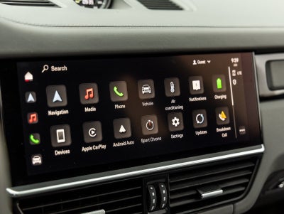 2022 Porsche Cayenne E-Hybrid Cayenne Turbo S E-Hybrid (MY22)