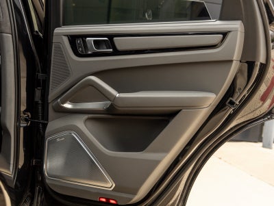 2022 Porsche Cayenne E-Hybrid Cayenne Turbo S E-Hybrid (MY22)