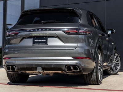 2023 Porsche Cayenne E-Hybrid Cayenne Turbo S E-Hybrid (MY23)