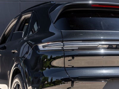 2024 Porsche Cayenne S