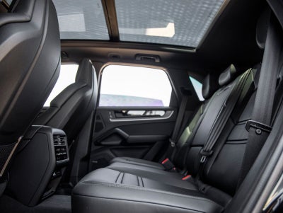 2024 Porsche Cayenne S