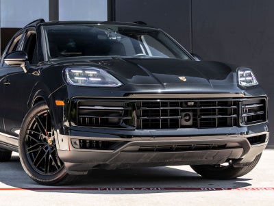 2024 Porsche Cayenne S
