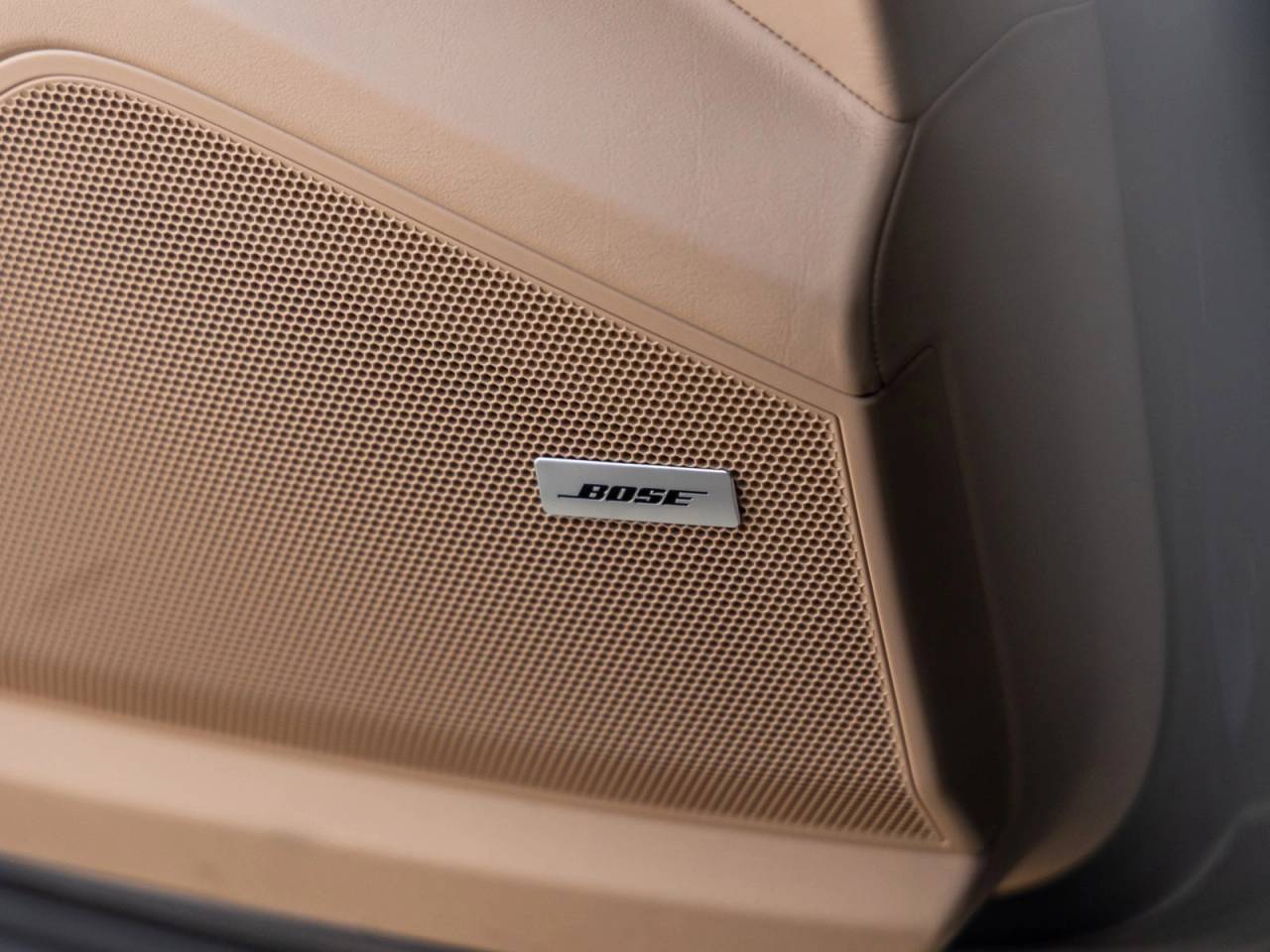 2025 Porsche Cayenne S