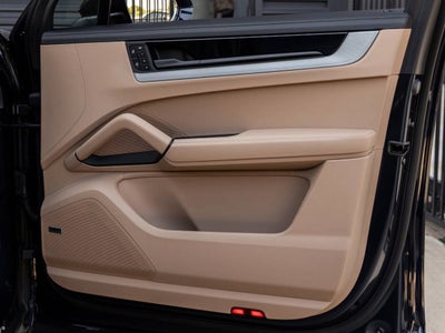 2025 Porsche Cayenne S