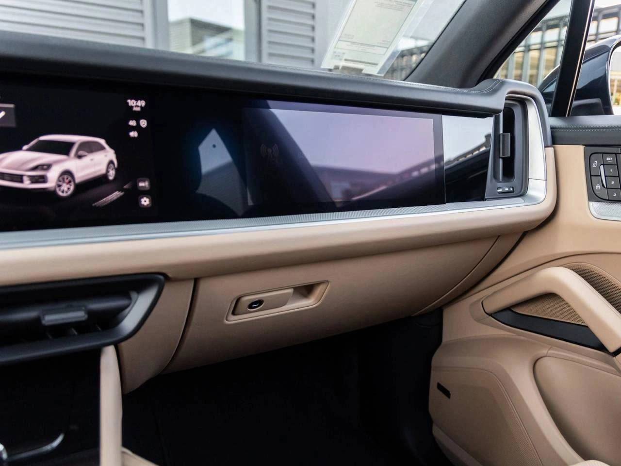 2025 Porsche Cayenne S
