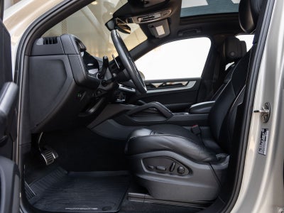 2024 Porsche Cayenne Cayenne S (MY24)