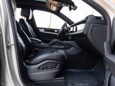 2024 Porsche Cayenne Cayenne S (MY24)