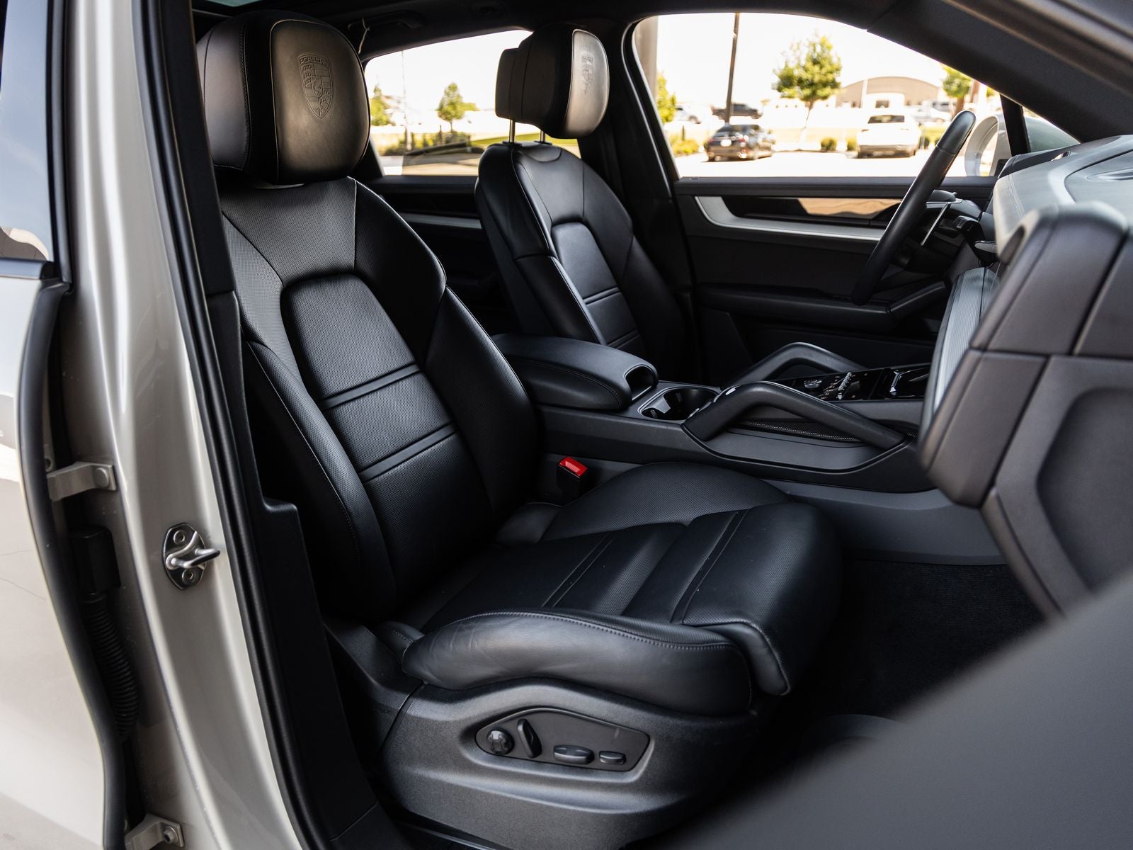 2024 Porsche Cayenne Cayenne S (MY24)