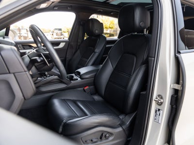 2024 Porsche Cayenne Cayenne S (MY24)