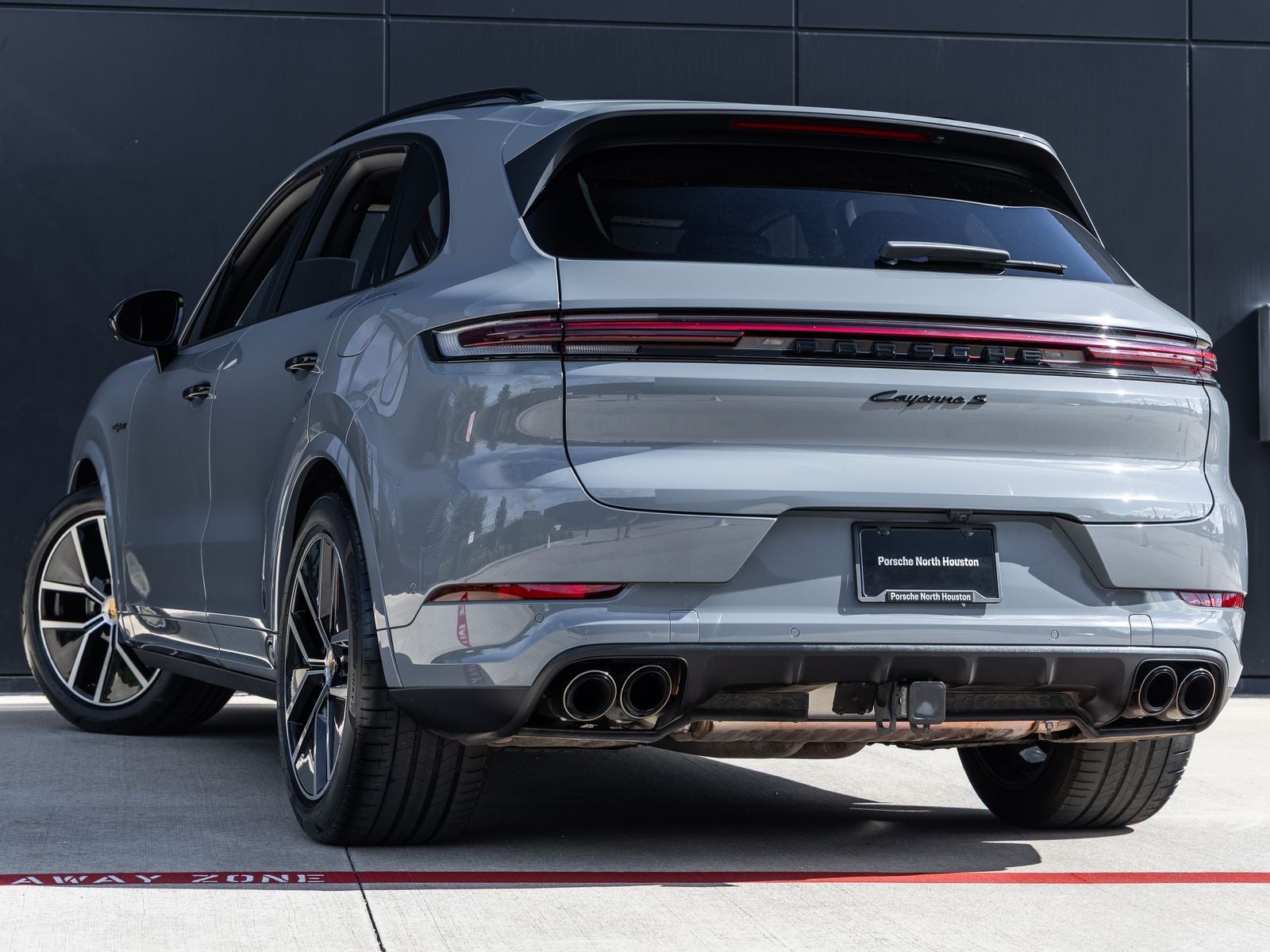 2024 Porsche Cayenne Cayenne S E-Hybrid