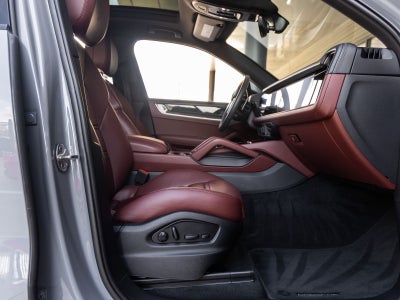 2024 Porsche Cayenne Cayenne S E-Hybrid