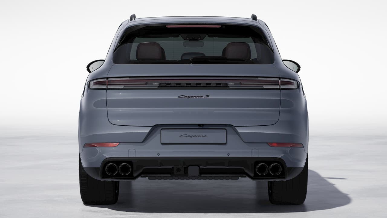 2024 Porsche Cayenne Cayenne S E-Hybrid (MY24)