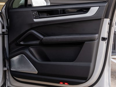 2024 Porsche Cayenne Cayenne Coupe