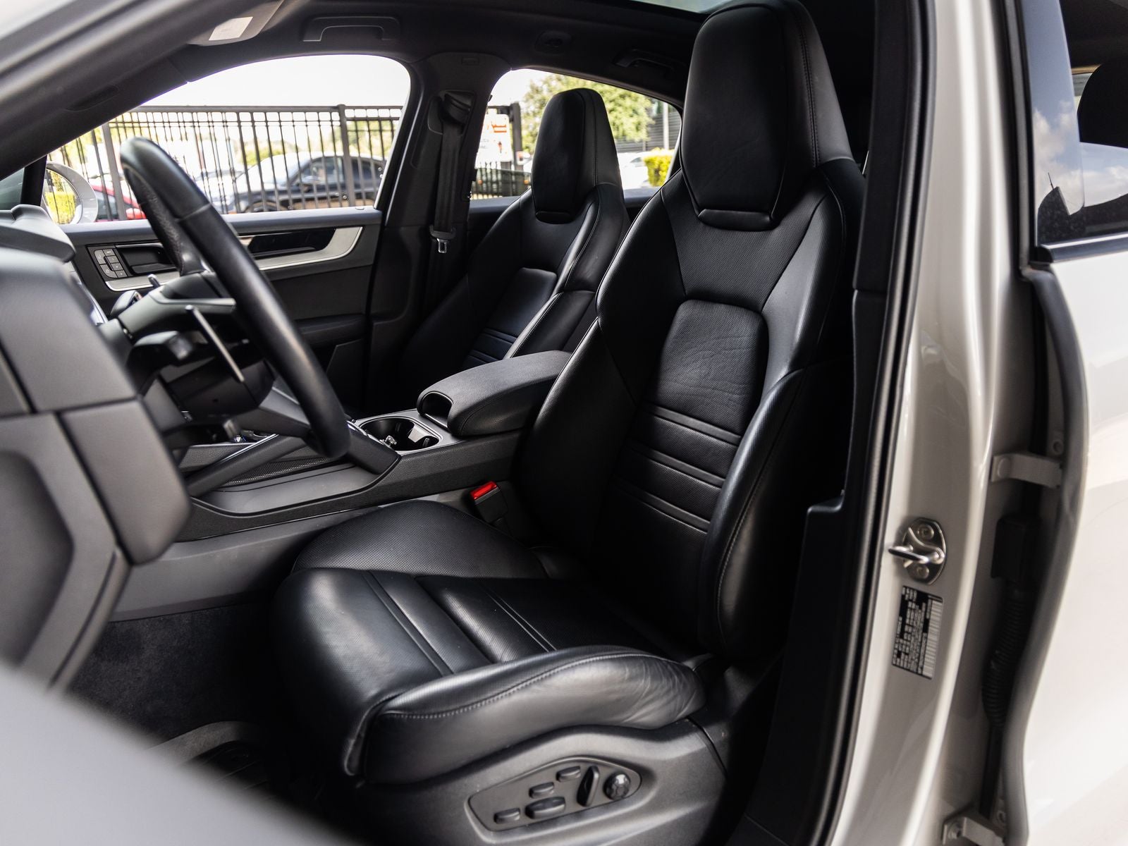 2024 Porsche Cayenne Cayenne Coupe
