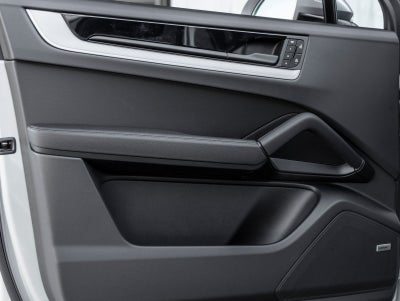 2026 Porsche Cayenne Coupe