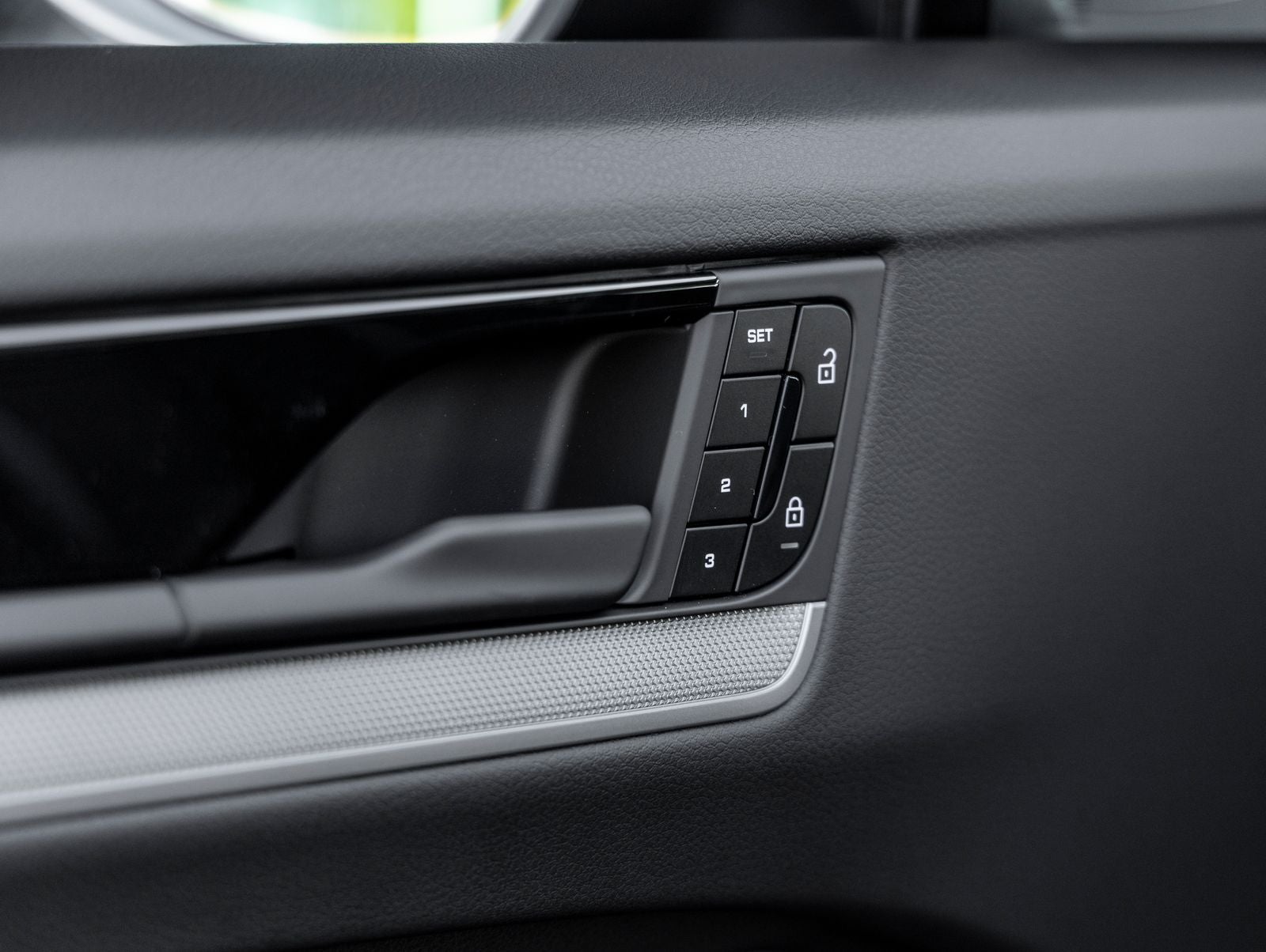 2026 Porsche Cayenne Coupe