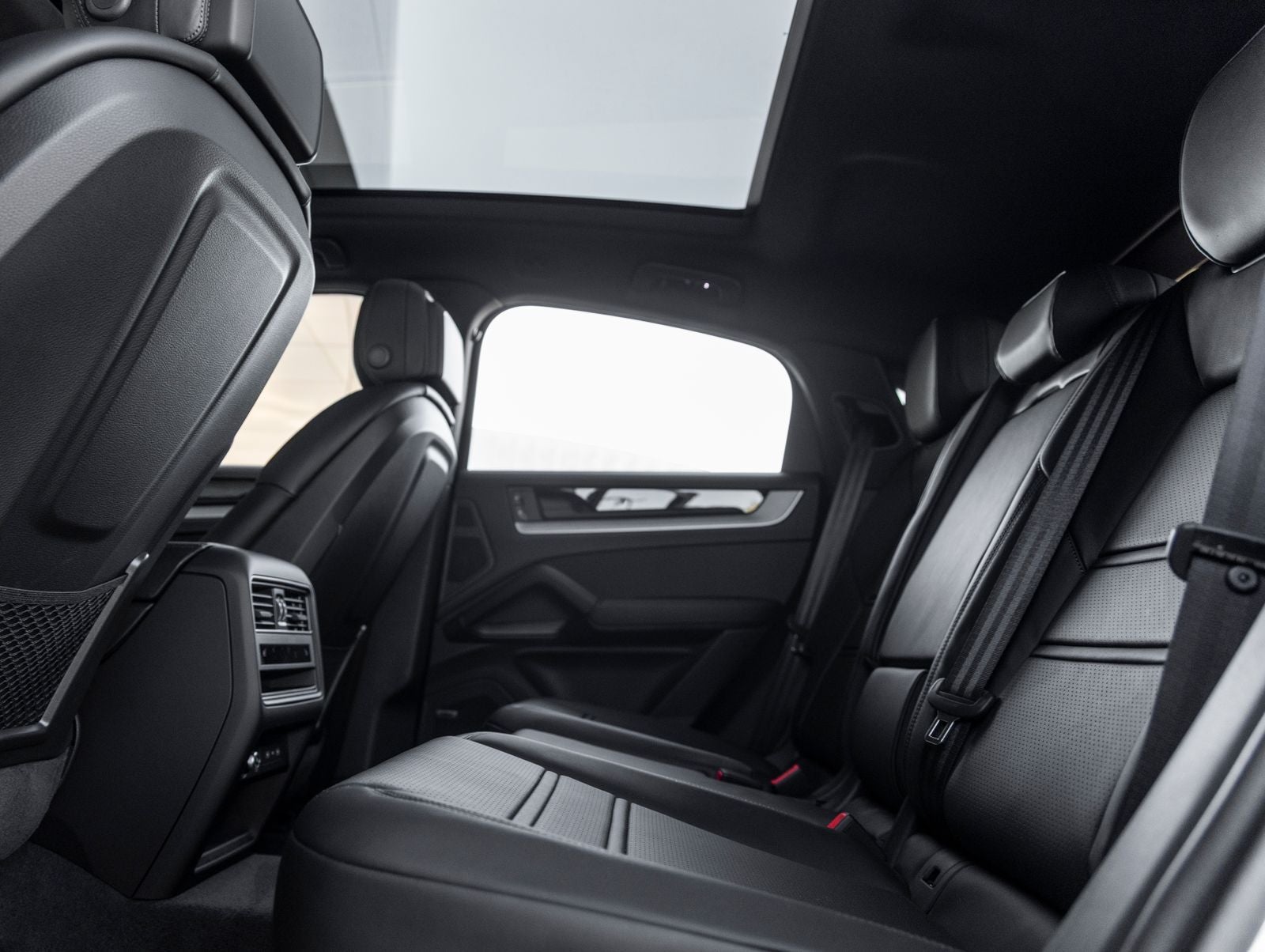 2026 Porsche Cayenne Coupe