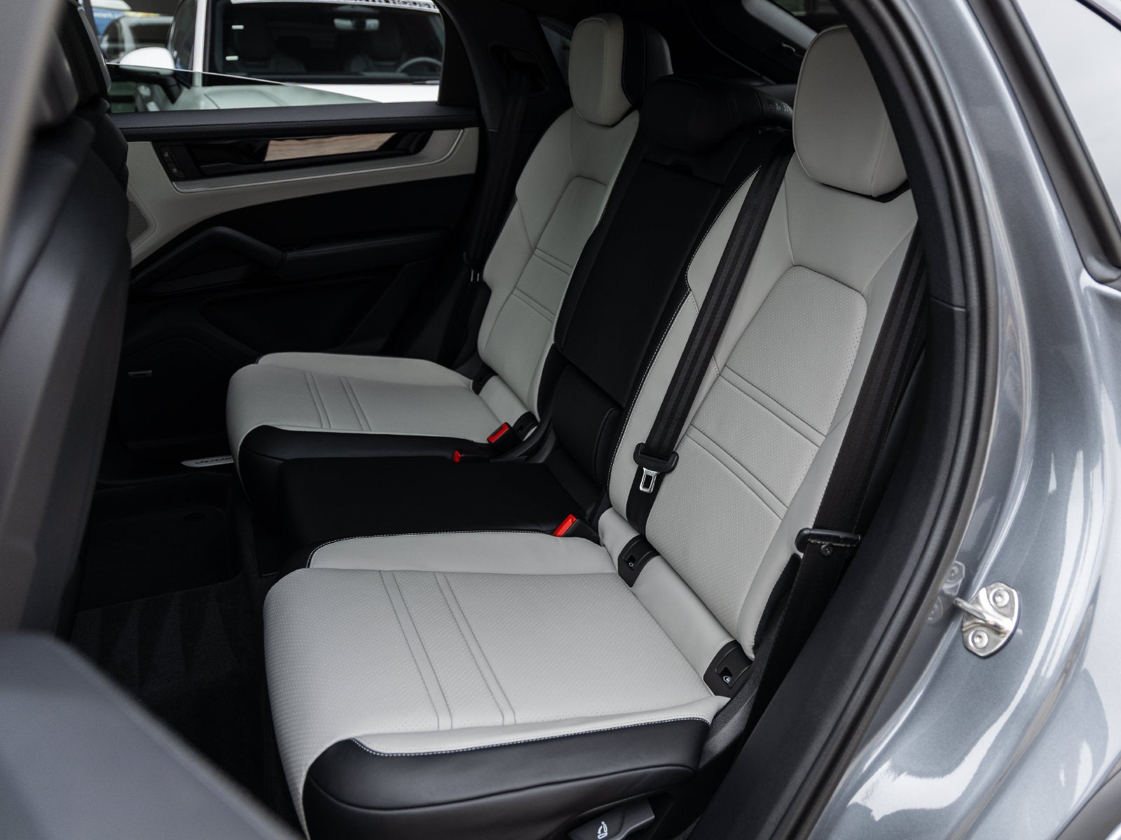 2026 Porsche Cayenne Cayenne Coupe
