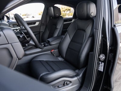 2026 Porsche Cayenne Cayenne Coupe