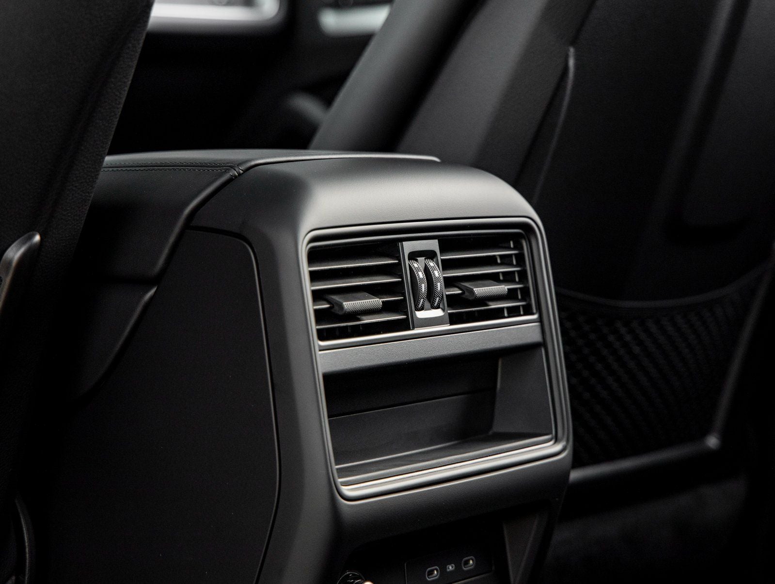 2026 Porsche Cayenne Coupe Base
