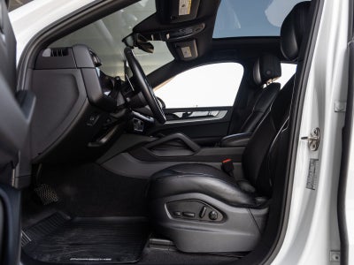 2024 Porsche Cayenne Coupe