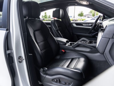 2024 Porsche Cayenne Coupe