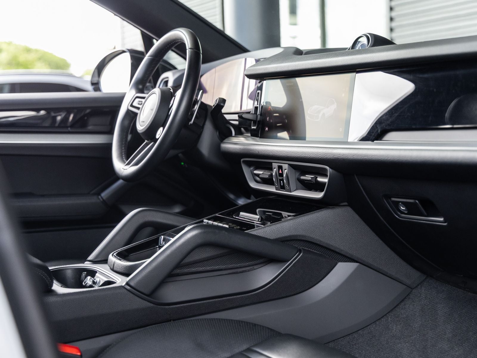 2024 Porsche Cayenne Coupe