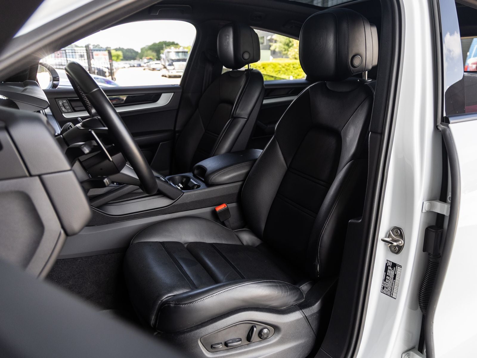 2024 Porsche Cayenne Coupe