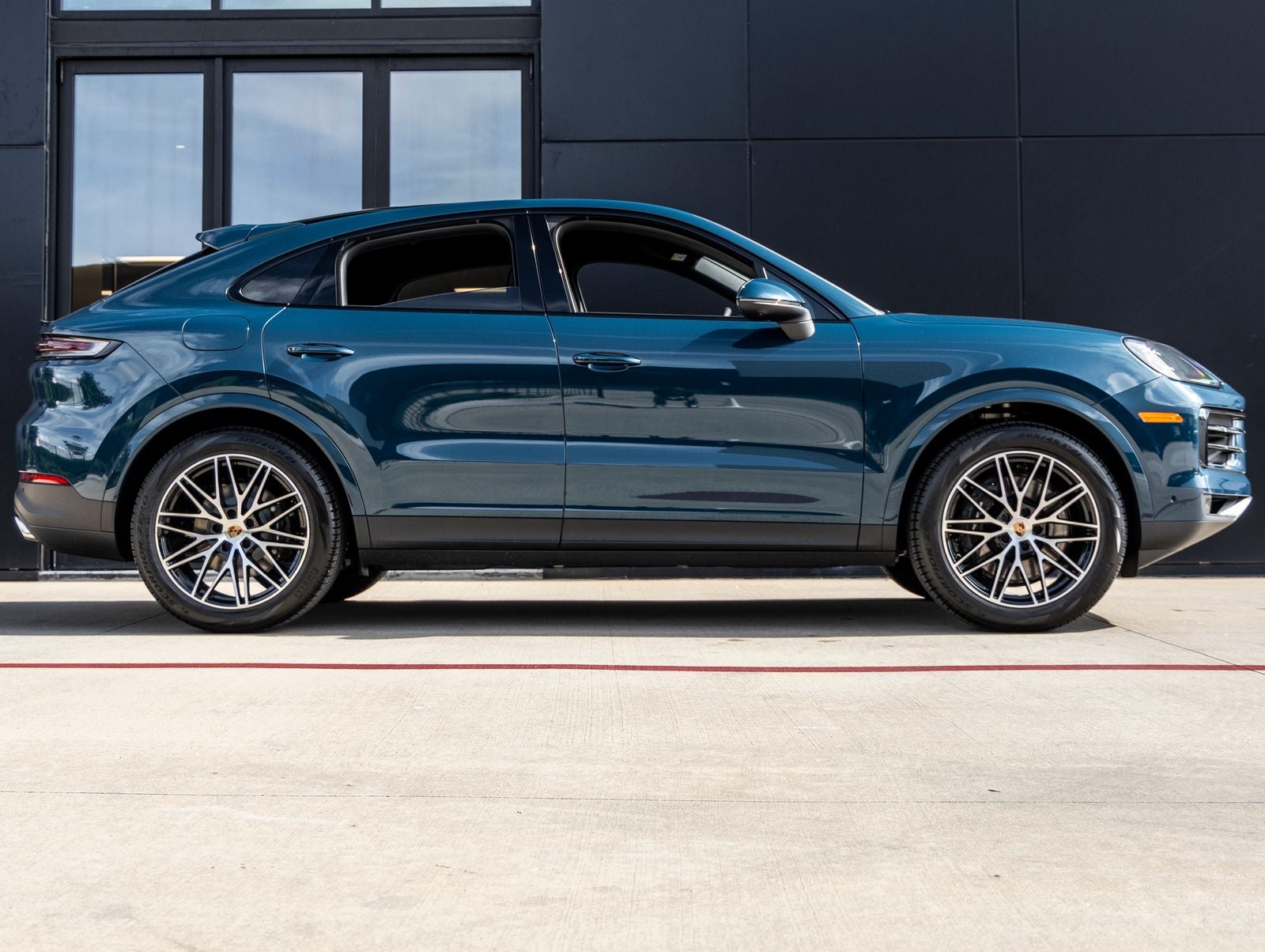 2025 Porsche Cayenne Coupe