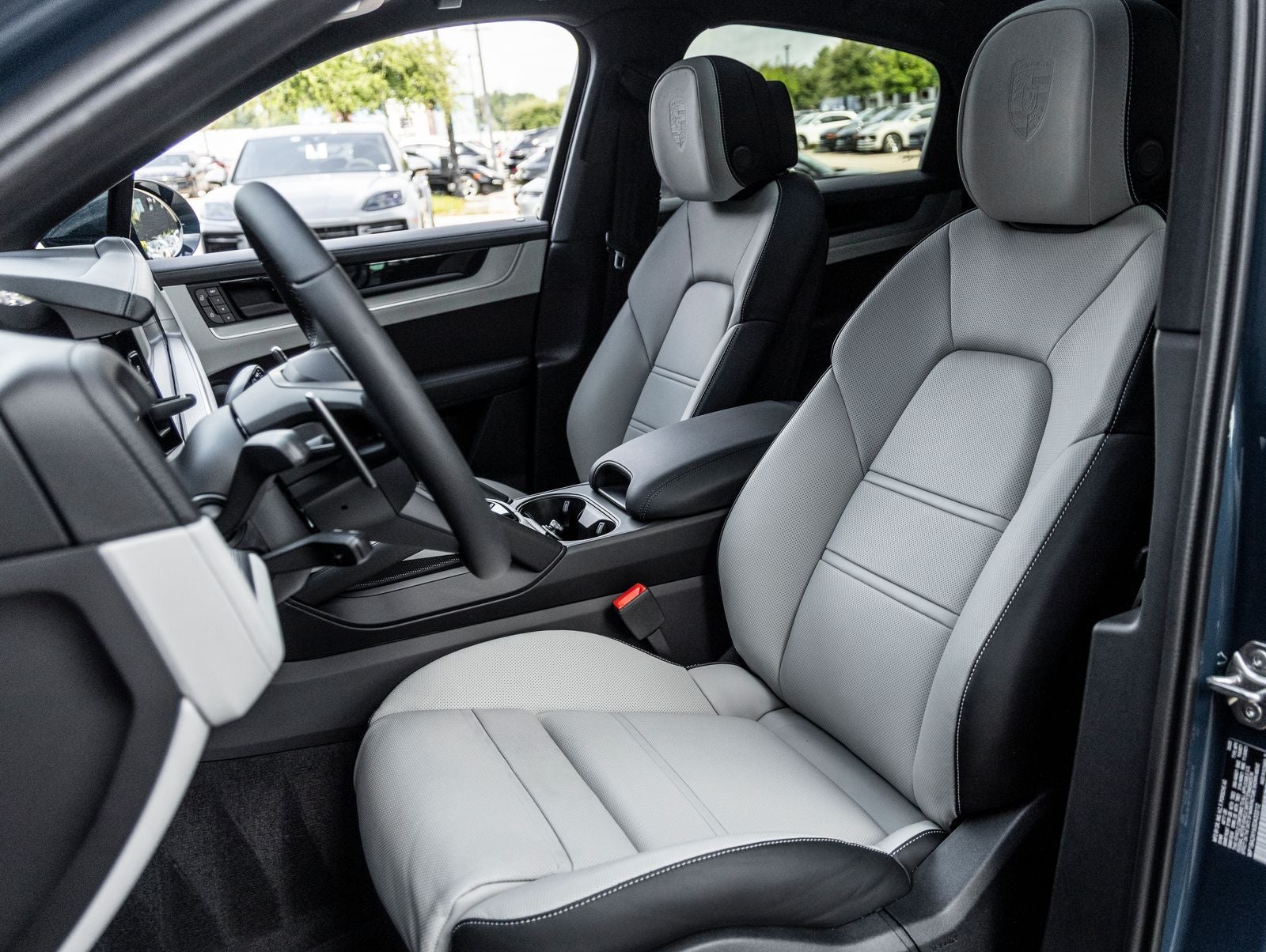 2025 Porsche Cayenne Coupe