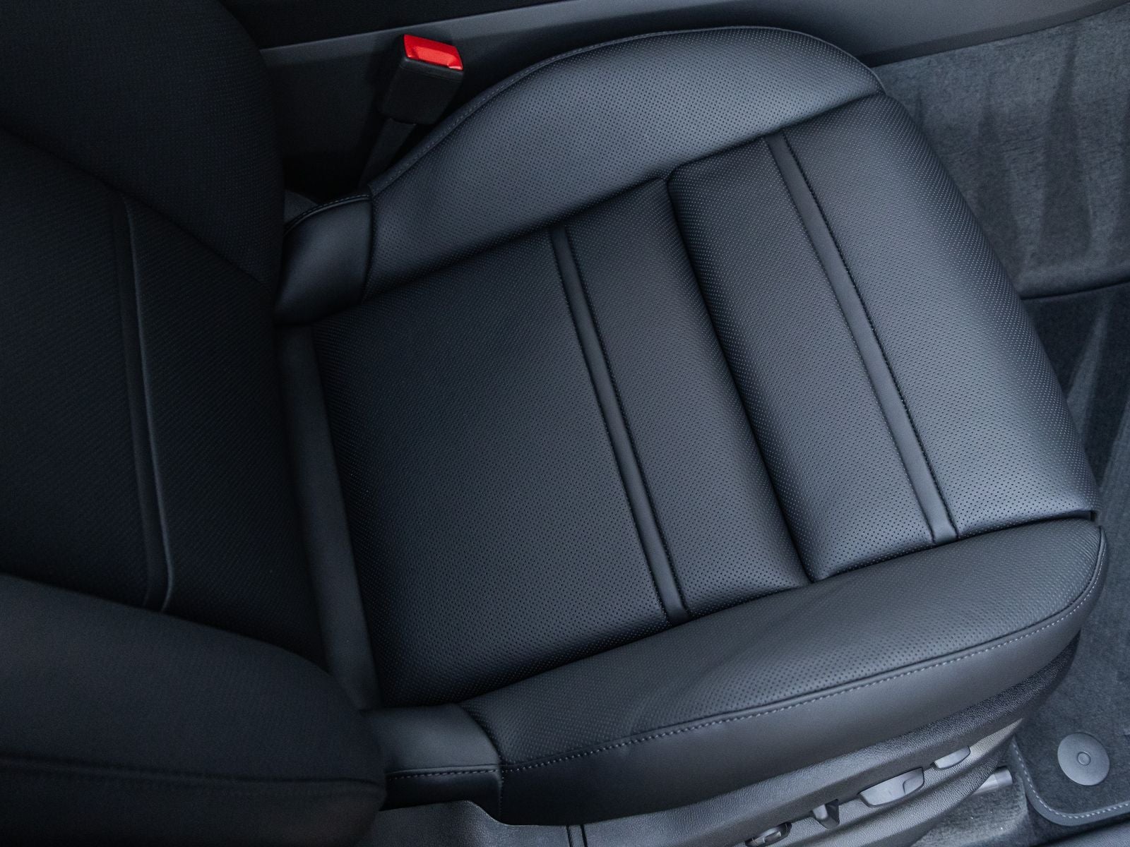 2026 Porsche Cayenne Coupe
